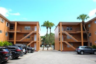 1280 W 54th St in Hialeah, FL - Building Photo - Building Photo