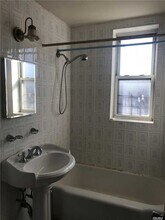 144-44 41st Ave-Unit -6P in Queens, NY - Building Photo - Building Photo