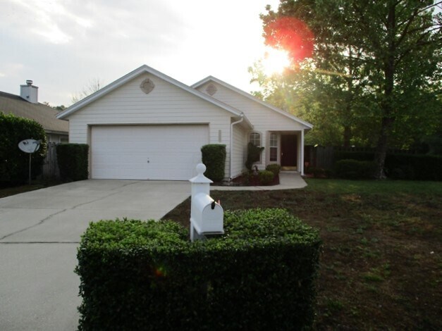 4511 Loveland Pass Dr E in Jacksonville, FL - Building Photo