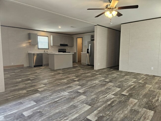 6721 Hidden Oaks Dr in North Fort Myers, FL - Building Photo - Building Photo