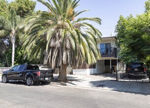 14109 Erwin St in Van Nuys, CA - Building Photo - Building Photo