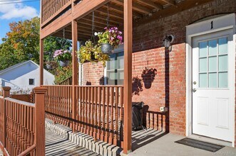 43 Main St in Wappingers Falls, NY - Building Photo - Building Photo