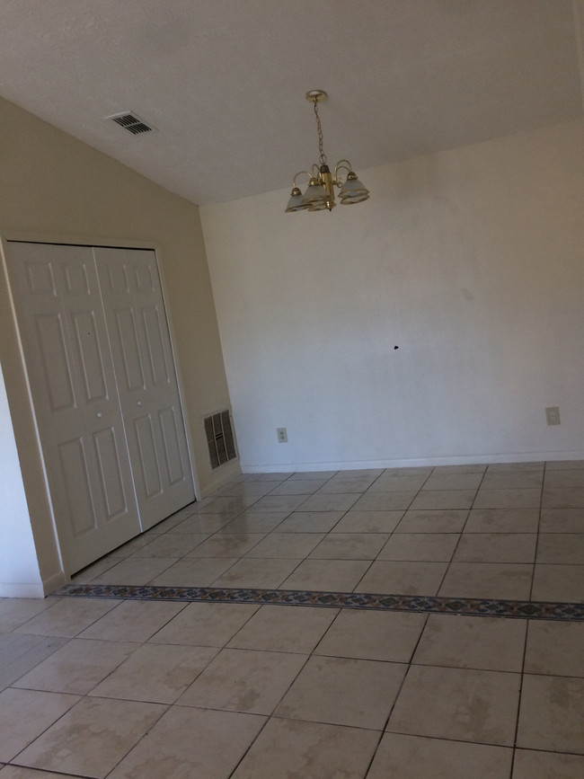 property at 5213 Via Hacienda Cir