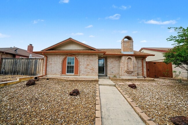 property at 632 Fern Meadow Dr