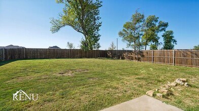 758 Oakhurst Dr in Lavon, TX - Building Photo - Building Photo