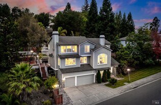 3428 Lake Park Ct in Santa Rosa, CA - Building Photo