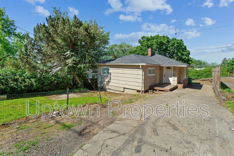 11551 SW 64th Ave in Portland, OR - Building Photo