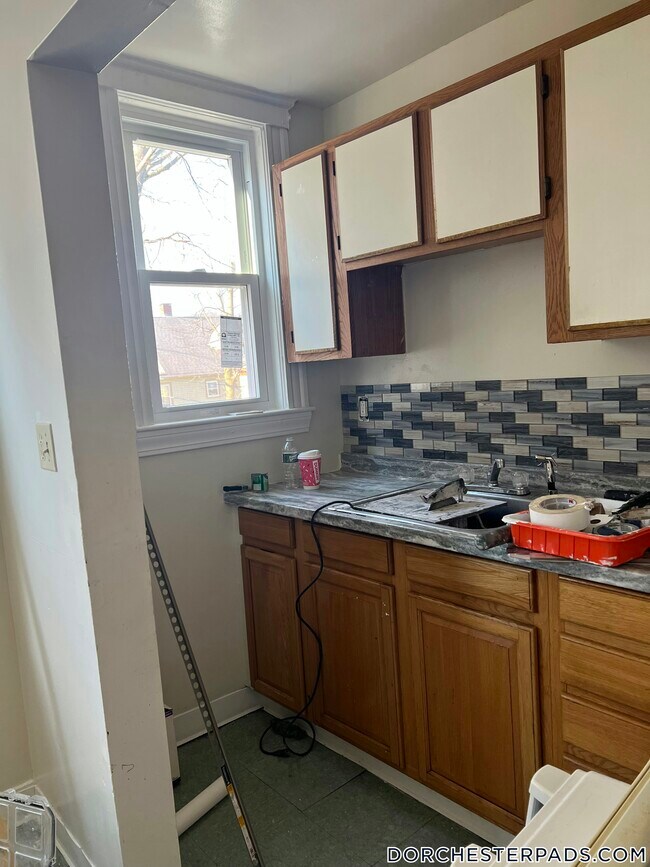 19 Mora St in Boston, MA - Building Photo - Building Photo