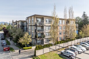 Aura One and Two in Surrey, BC - Building Photo