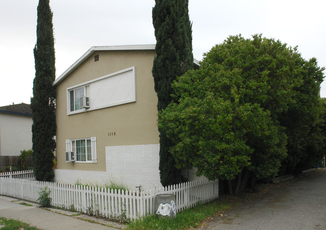 1110 W Hamilton Ave in Campbell, CA - Foto de edificio - Building Photo