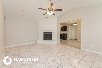 2400 Markland St in Irving, TX - Building Photo - Building Photo