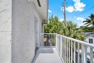 10410 NW 28th Ave in Miami, FL - Building Photo - Building Photo