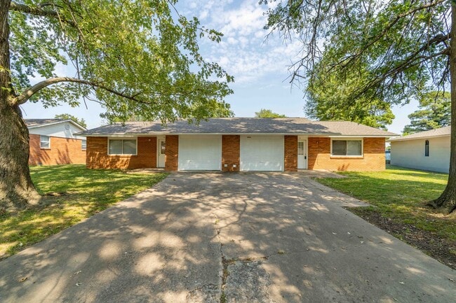 property at 1906 Westwood Ave