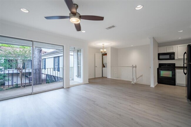 3400 Timmons Ln photo'