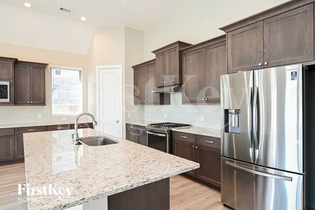 27209 Polo Wind Ct in Magnolia, TX - Building Photo - Building Photo