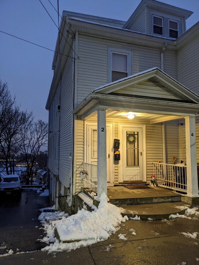 2 Ridge Rd Rentals in Revere, MA