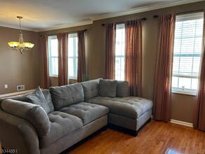 6 Barrister St in Clifton, NJ - Building Photo - Building Photo