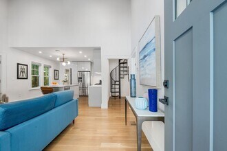 413 8th St NE in Atlanta, GA - Building Photo - Building Photo