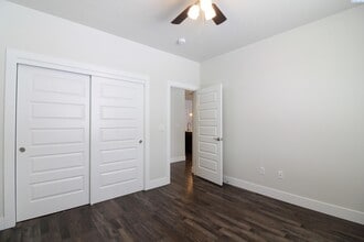 1025 Klikitat St in Richland, WA - Building Photo - Building Photo