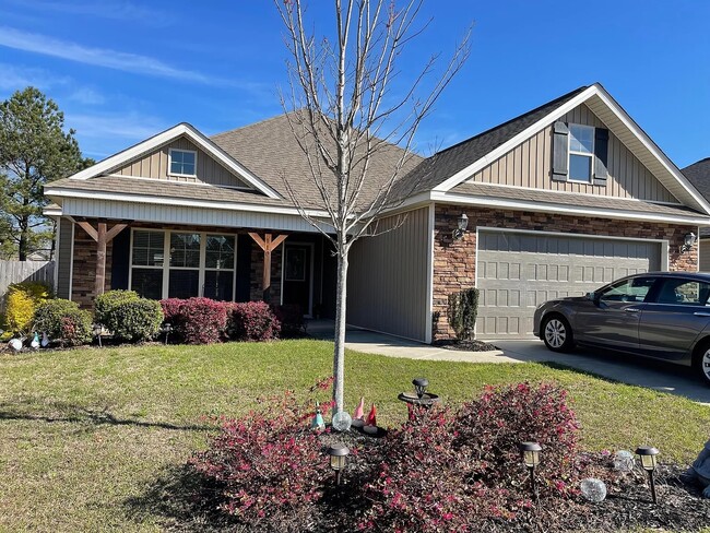 property at 110 Loneoak Trl