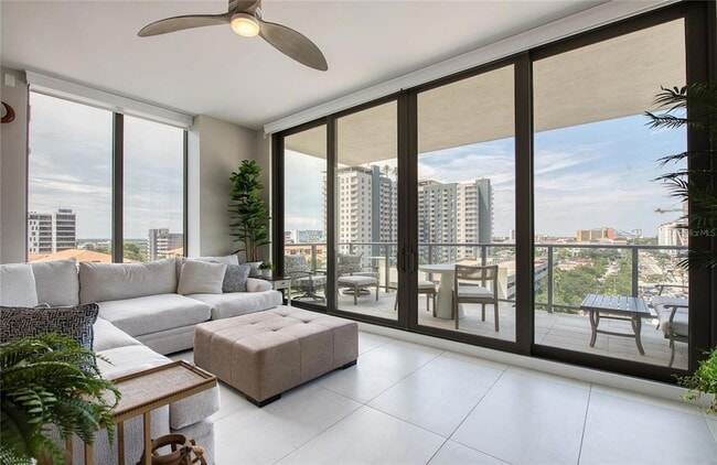 301 1st St S, Unit 806 in St. Petersburg, FL - Building Photo - Building Photo