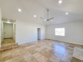 12510 Ridgecrest Dr in Willis, TX - Building Photo - Building Photo