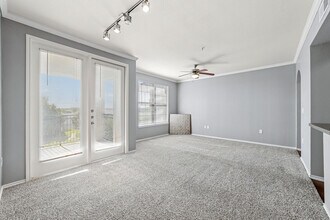 Northside on Travis in Sherman, TX - Foto de edificio - Building Photo
