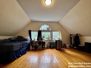 132 Kilsyth Rd in Boston, MA - Building Photo - Building Photo