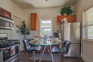 839 Dunlop Ave in Forest Park, IL - Building Photo