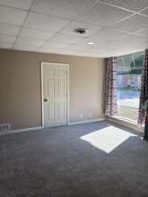 211 E Franklin Street, Unit Lower Apartment in Bloomfield, IA - Building Photo - Building Photo