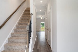 105 Weaver Way in Pendleton, SC - Building Photo - Building Photo