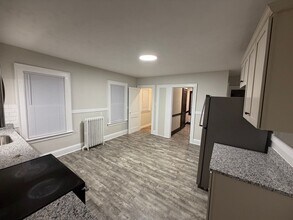 29-31 Nesbit Ave in West Hartford, CT - Building Photo - Building Photo