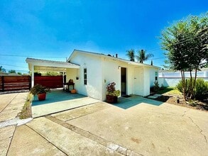 9221 Laurel Ave in Whittier, CA - Building Photo - Building Photo