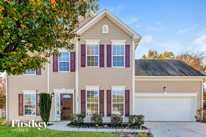 345 Royal Grey Ct in Winston-Salem, NC - Building Photo