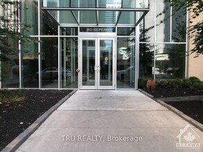 40 Nepean St in Ottawa, ON - Building Photo - Building Photo