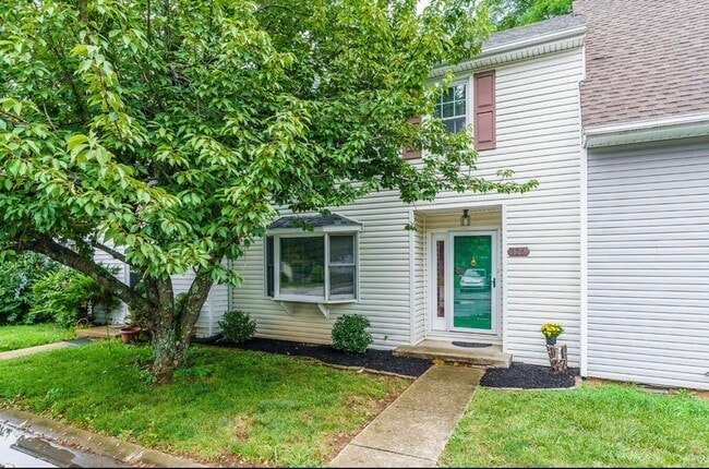 property at 1151 Horsemans Ln
