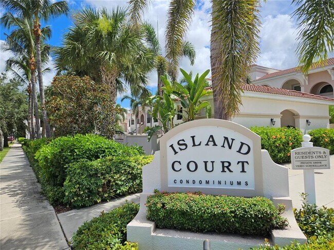 461 Nokomis Ave S in Venice, FL - Building Photo - Building Photo