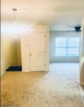 64 Isabella Ave in Newark, NJ - Building Photo - Building Photo