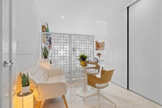 700 Biltmore Way in Coral Gables, FL - Building Photo - Building Photo
