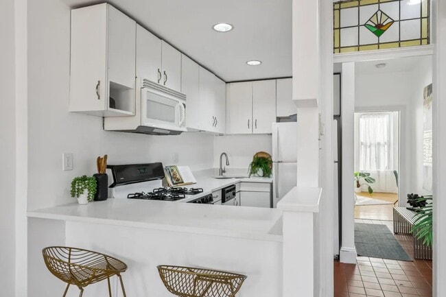 299 8th St in Jersey City, NJ - Building Photo - Building Photo