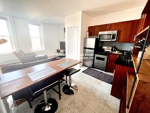 483 Beacon St, Unit 96 in Boston, MA - Building Photo - Building Photo