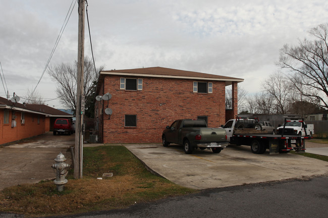 635 Vic St in Westwego, LA - Building Photo - Building Photo