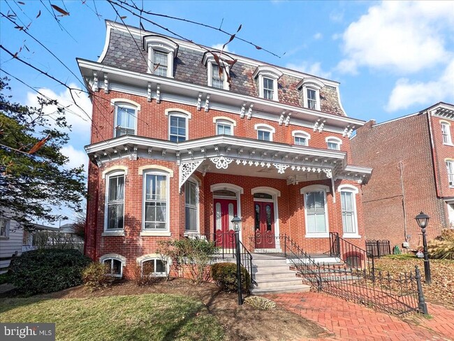 property at 223 W Miner St