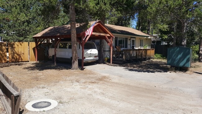 property at 1802 Arrowhead Ave