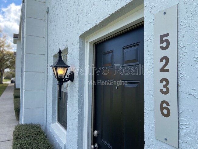 5236 Davisson Ave in Orlando, FL - Building Photo - Building Photo