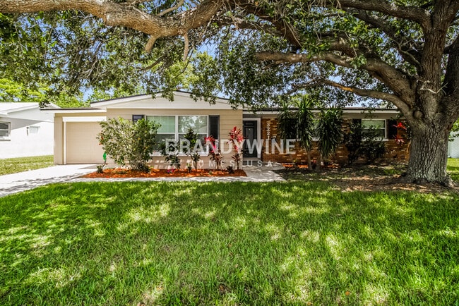 property at 3221 Thistle Hill Dr