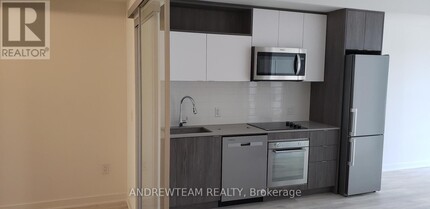 60-360 Princess St in Toronto, ON - Building Photo - Building Photo