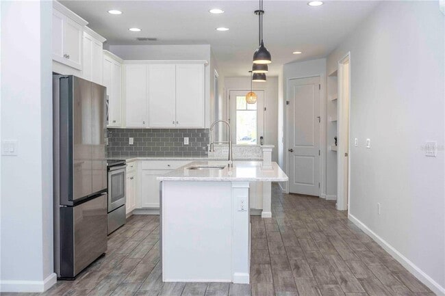 11737 Brookside Dr in Bradenton, FL - Building Photo - Building Photo