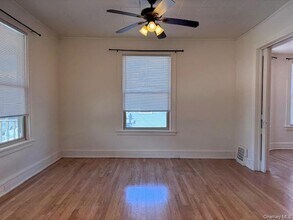 41 Lagrange Ave in Arlington, NY - Building Photo - Building Photo