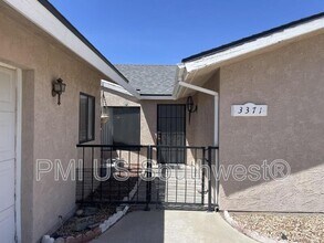 3371 Sharon Ln in Bullhead City, AZ - Building Photo - Building Photo